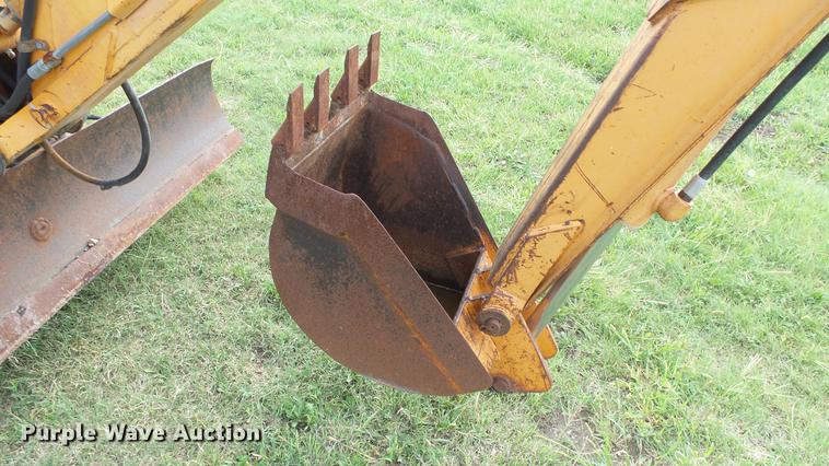 image for item ES9425 Case DH4 trencher