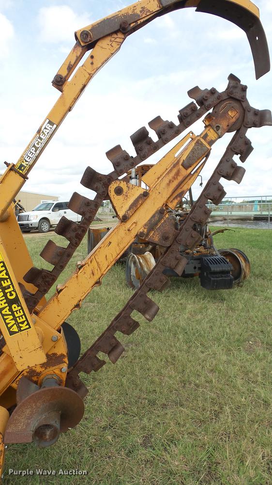 image for item ES9425 Case DH4 trencher