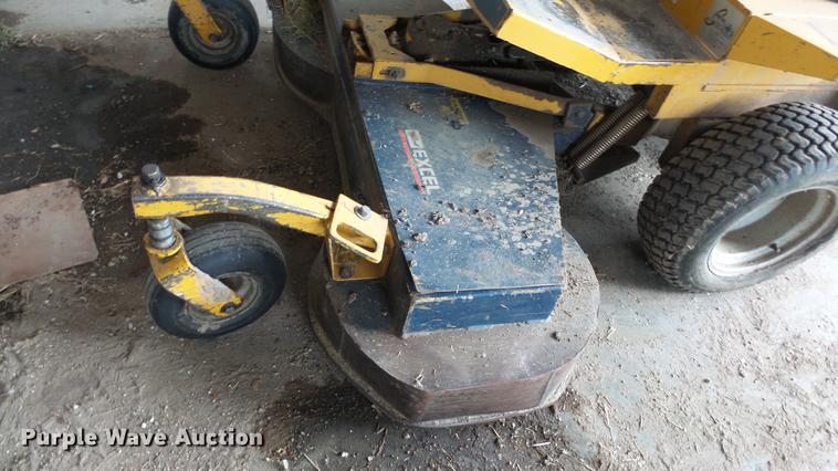 image for item ES9426 Hustler 3200 ZTR lawn mower