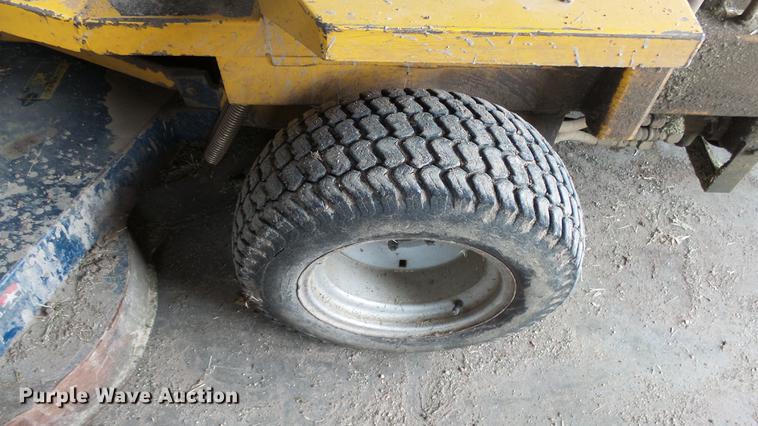 image for item ES9426 Hustler 3200 ZTR lawn mower