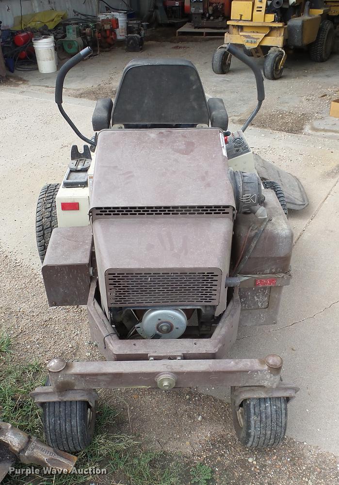 image for item ES9430 Grasshopper 722D ZTR lawn mower