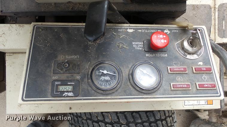 image for item ES9430 Grasshopper 722D ZTR lawn mower