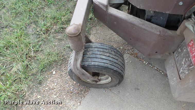 image for item ES9430 Grasshopper 722D ZTR lawn mower