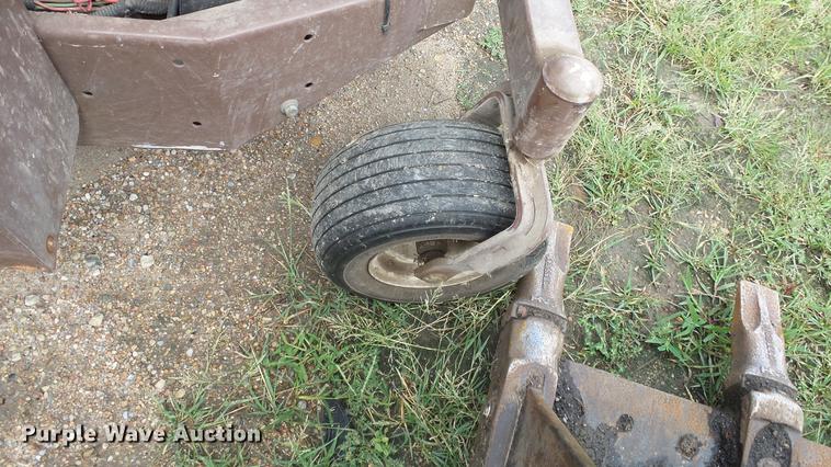 image for item ES9430 Grasshopper 722D ZTR lawn mower