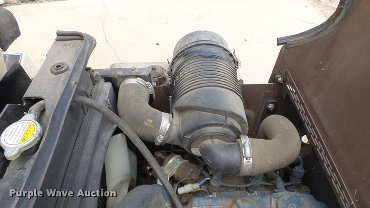 image for item ES9430 Grasshopper 722D ZTR lawn mower