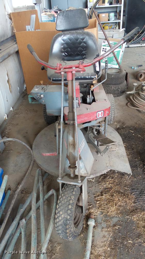 image for item ES9431 Heckendorn lawn mower