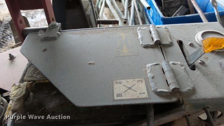 image for item ES9431 Heckendorn lawn mower