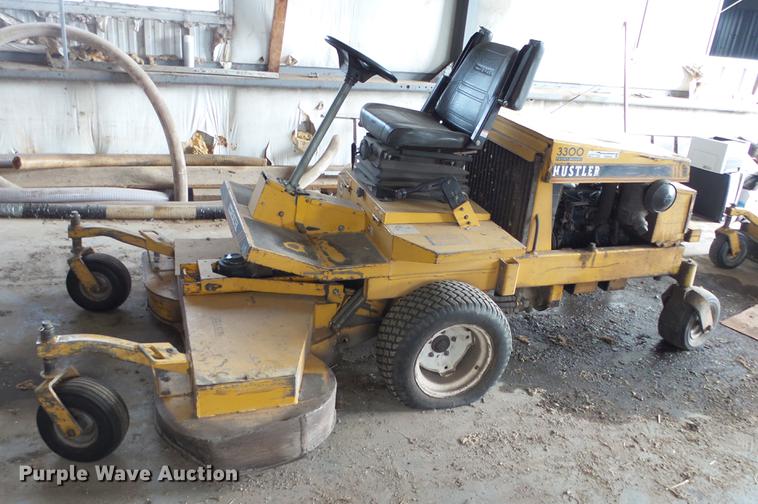 image for item ES9434 Hustler 3300 ZTR lawn mower