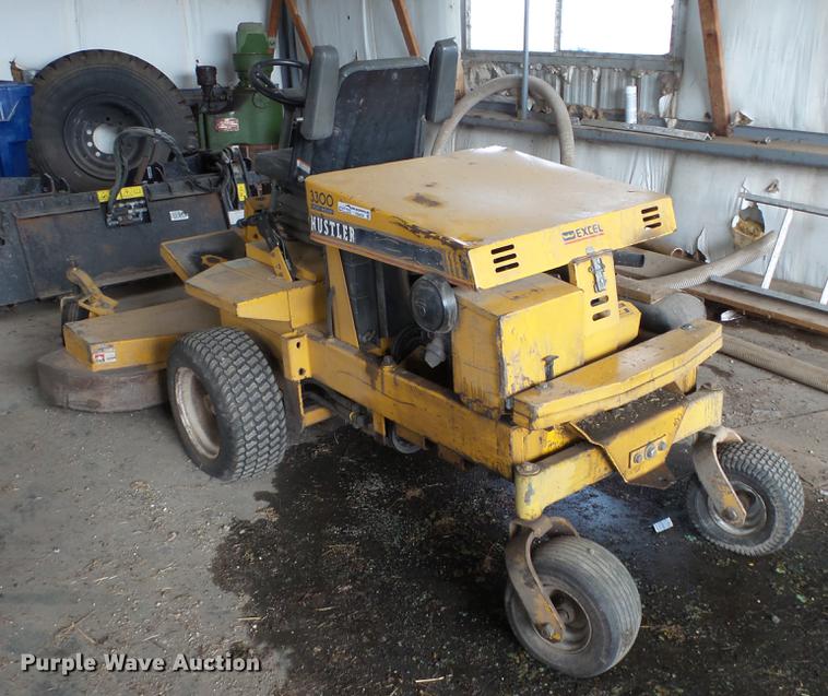 image for item ES9434 Hustler 3300 ZTR lawn mower