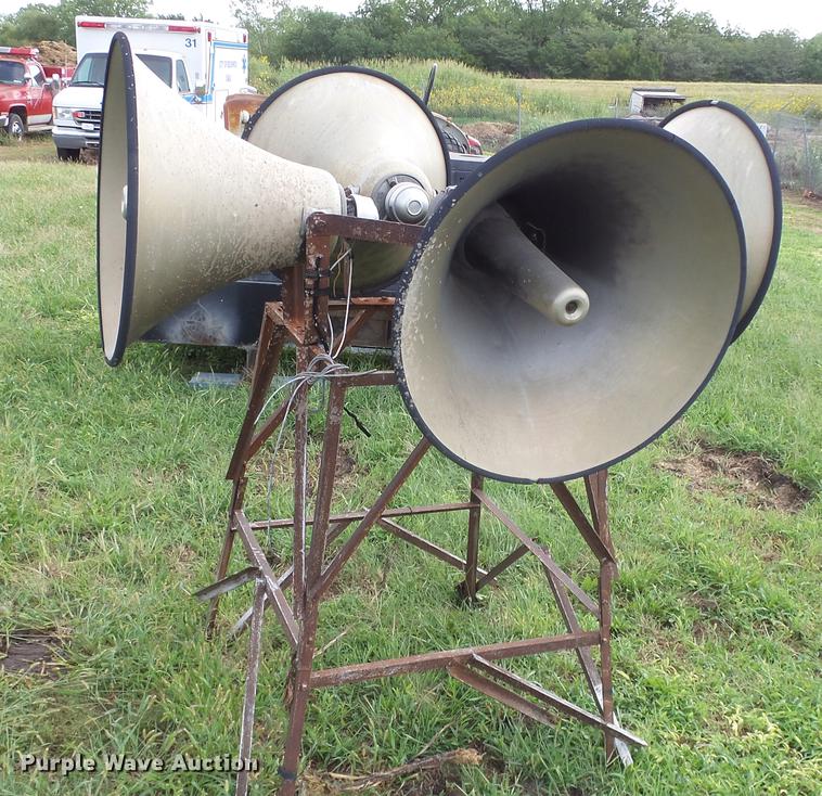 image for item ES9435 (6) loud speakers