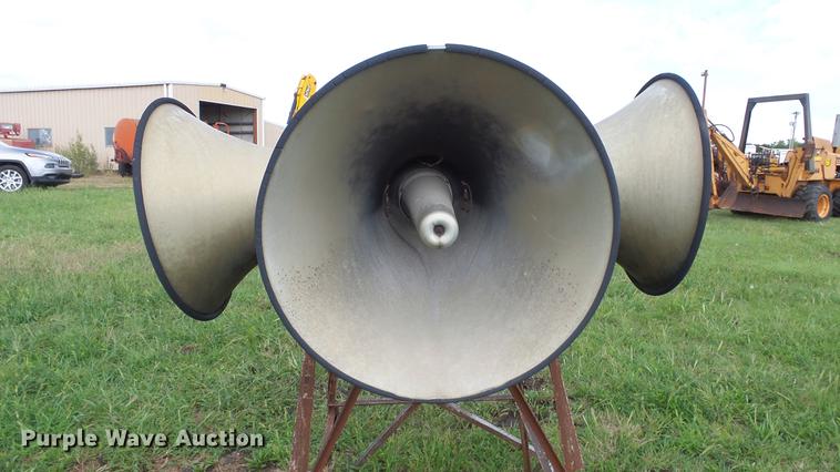 image for item ES9435 (6) loud speakers