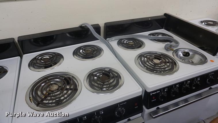 image for item ES9939 (5) Magic Chef range ovens