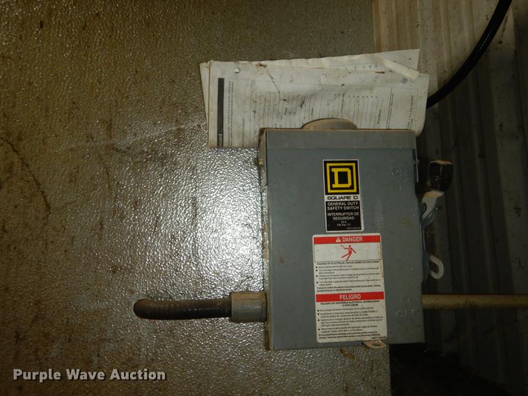 image for item ES9963 2002 US Cooler walk-in freezer