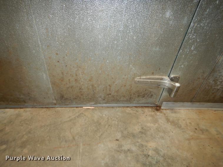 image for item ES9963 2002 US Cooler walk-in freezer