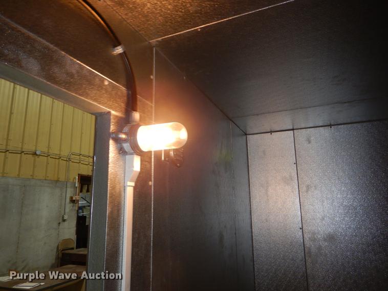 image for item ES9963 2002 US Cooler walk-in freezer