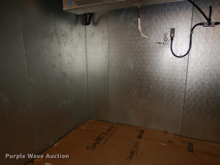 image for item ES9963 2002 US Cooler walk-in freezer