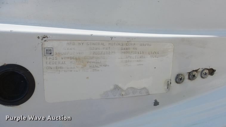 image for item ET9383 1990 Chevrolet Astro van