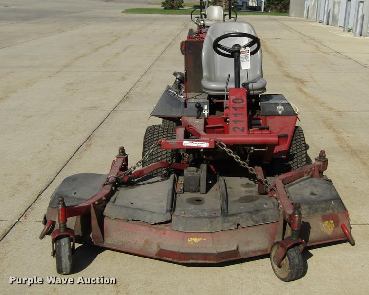 image for item EU9511 2003 Toro Groundsmaster 328D lawn mower