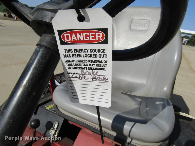 image for item EU9511 2003 Toro Groundsmaster 328D lawn mower