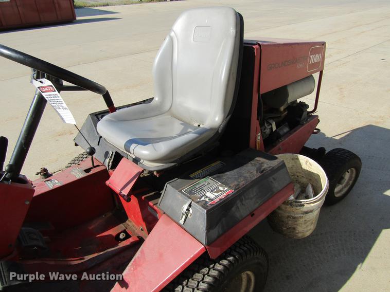 image for item EU9511 2003 Toro Groundsmaster 328D lawn mower