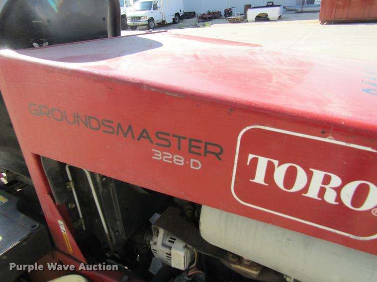 image for item EU9511 2003 Toro Groundsmaster 328D lawn mower