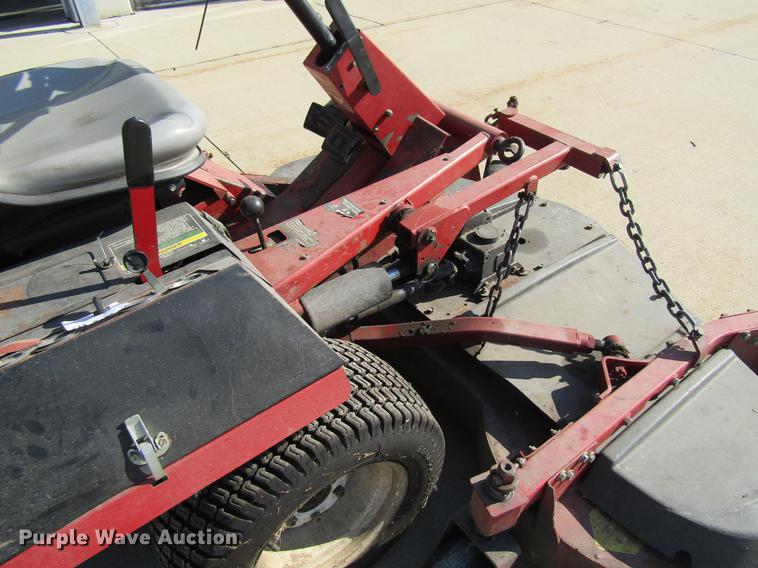 image for item EU9511 2003 Toro Groundsmaster 328D lawn mower