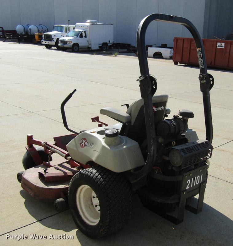 image for item EU9512 2004 Exmark LZ27KC604 lawn mower