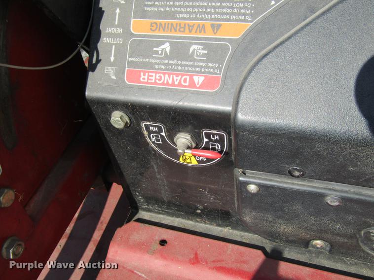 image for item EU9512 2004 Exmark LZ27KC604 lawn mower