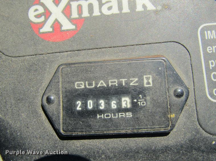 image for item EU9512 2004 Exmark LZ27KC604 lawn mower