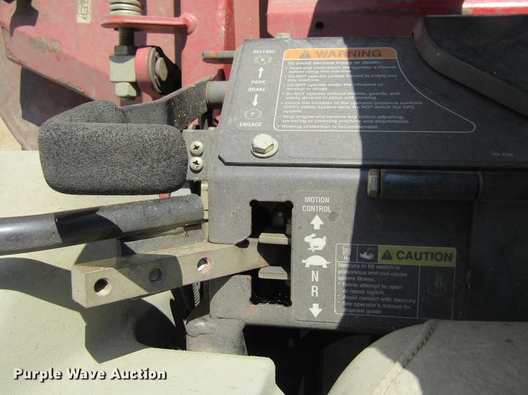 image for item EU9512 2004 Exmark LZ27KC604 lawn mower