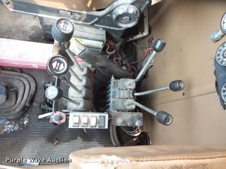 image for item EV9221 1995 Ford L8000 dump truck