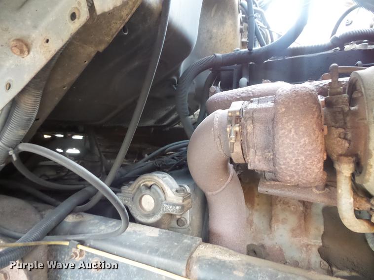 image for item EV9221 1995 Ford L8000 dump truck