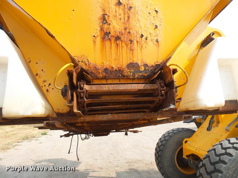 image for item EV9221 1995 Ford L8000 dump truck