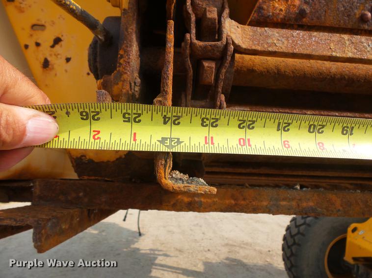 image for item EV9221 1995 Ford L8000 dump truck