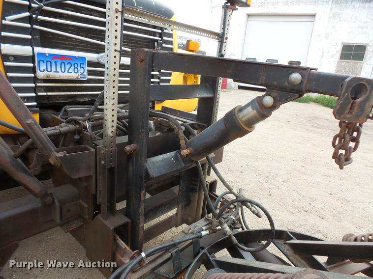 image for item EV9221 1995 Ford L8000 dump truck