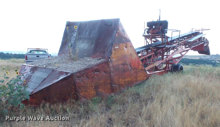 image for item EV9224 Kolman Athey SB7042 conveyor / screen