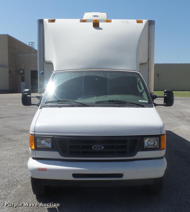 image for item EZ9598 2003 Ford Econoline E450 box truck with sewer camera system