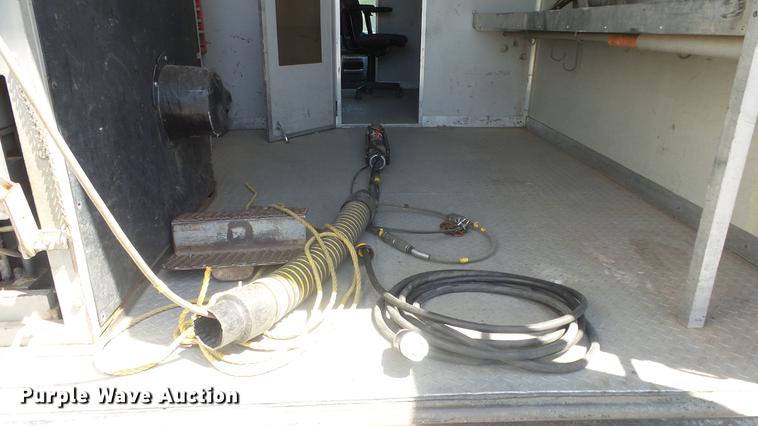 image for item EZ9598 2003 Ford Econoline E450 box truck with sewer camera system