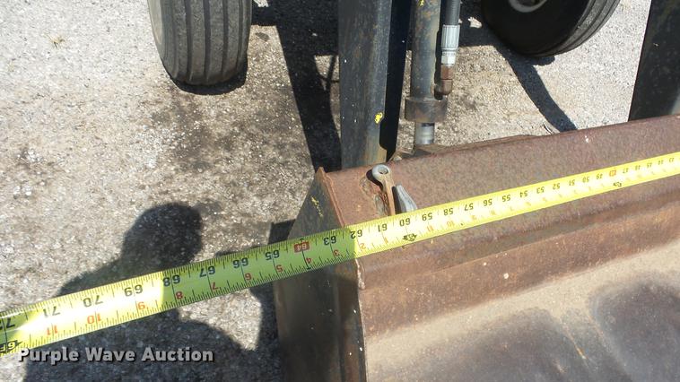 image for item EZ9599 New Holland 3930 tractor