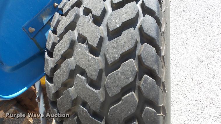 image for item EZ9599 New Holland 3930 tractor