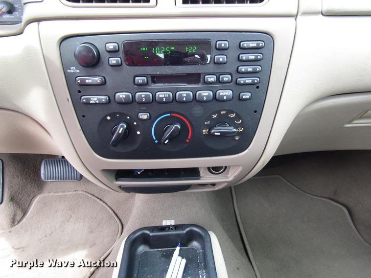 image for item FJ9503 2005 Ford Taurus