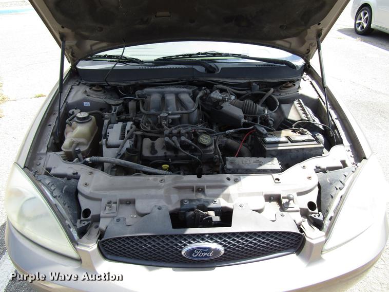 image for item FJ9503 2005 Ford Taurus