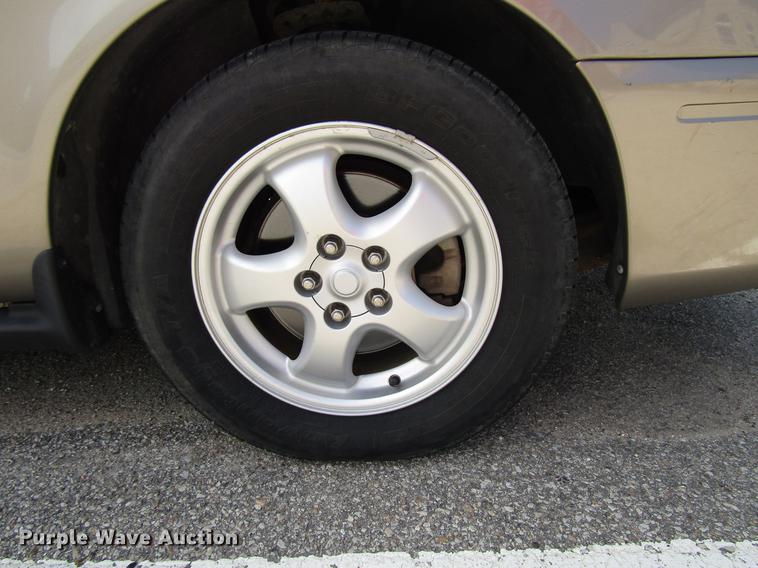 image for item FJ9503 2005 Ford Taurus