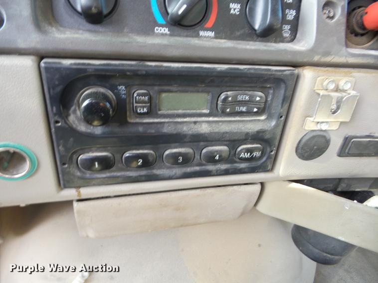 image for item K6252 2008 Sterling AT9500 semi truck