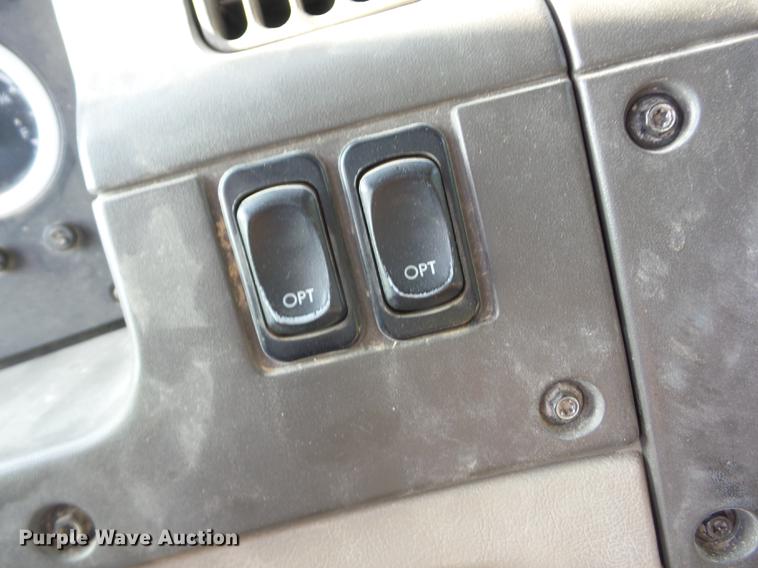 image for item K6252 2008 Sterling AT9500 semi truck