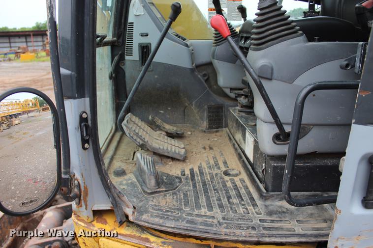 image for item BE9319 2010 Komatsu PC78US-6NO mini excavator