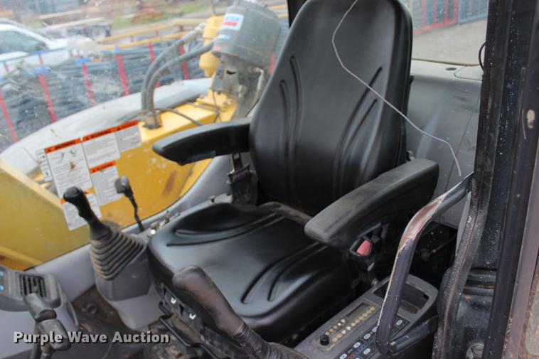 image for item BE9319 2010 Komatsu PC78US-6NO mini excavator