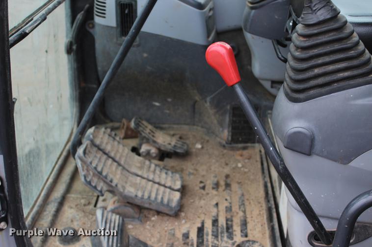 image for item BE9319 2010 Komatsu PC78US-6NO mini excavator