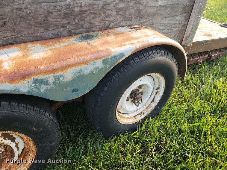 image for item BW9222 1991 Sams car trailer