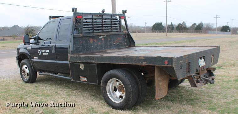 image for item DB5195 2005 Ford F350 Super Duty XLT SuperCab pickup truck